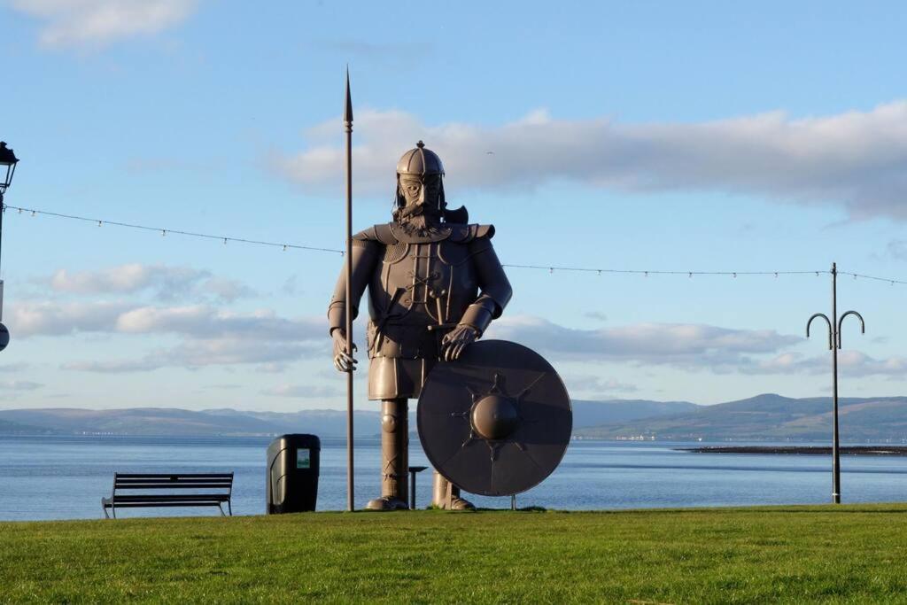 Seaside * Largs
